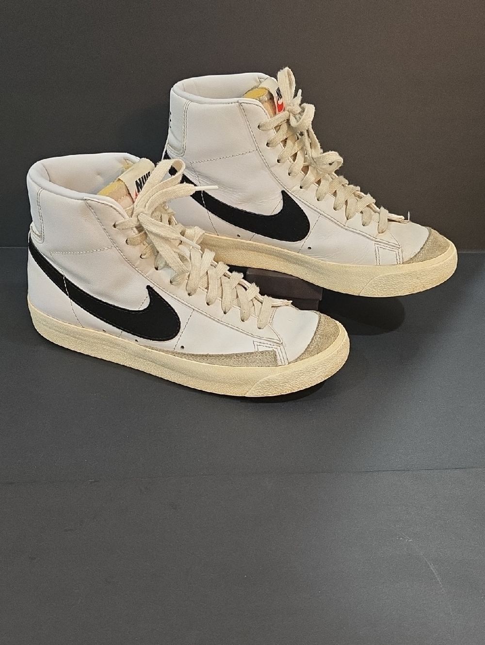 Nike Blazer Mid High-Top Women's Sneakers White with Black Swoosh Size 8